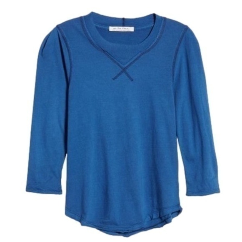 WE THE FREE CLOVER PUFF SHOULDER TOP IN MIDNIGHT HOUR SIZE XS